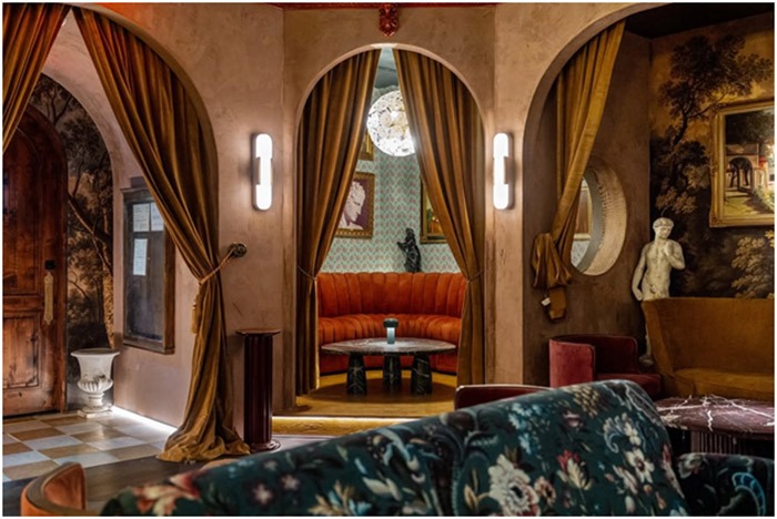 Capulet Cocktail Club